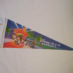 VINTAGE DISNEY MGM Studios Pennant CLUB DAISY GLAM Mickey and Minnie 1987